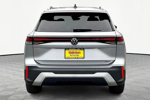 2025 Volkswagen Tiguan 2.0T SE 4MOTION