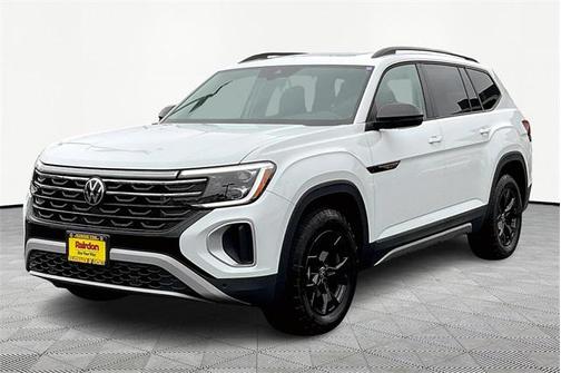 2025 Volkswagen Atlas 2.0T Peak Edition