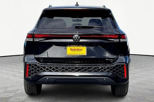 2025 Volkswagen Tiguan 2.0T SE R-Line Black 4MOTION