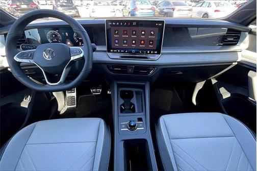 2025 Volkswagen Tiguan 2.0T SE R-Line Black 4MOTION