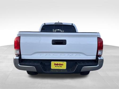 2016 Toyota Tacoma SR5