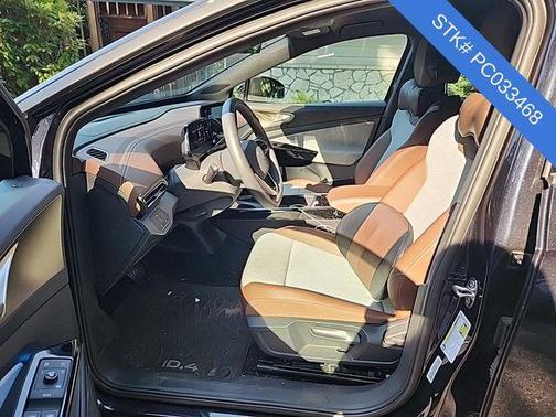 2023 Volkswagen ID.4 Pro