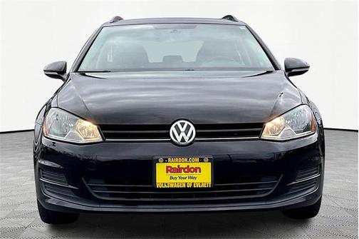 2015 Volkswagen Golf SportWagen TDI S 4-Door