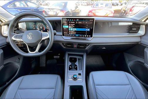 2025 Volkswagen Tiguan 2.0T SE 4MOTION