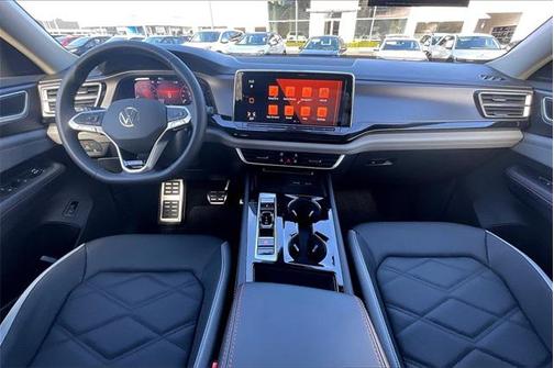 2025 Volkswagen Atlas 2.0T Peak Edition