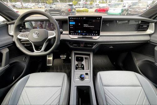 2025 Volkswagen Tiguan 2.0T SE R-Line Black 4MOTION