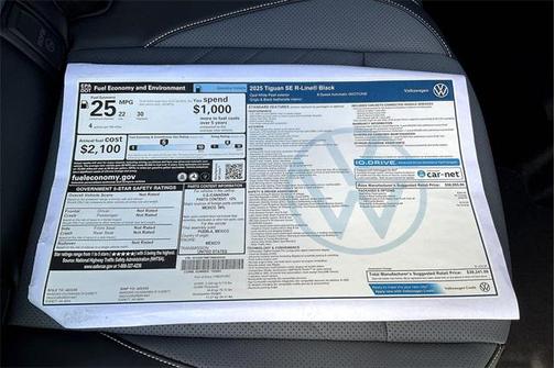 2025 Volkswagen Tiguan 2.0T SE R-Line Black 4MOTION