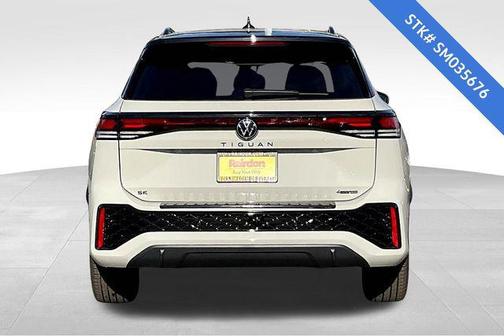 2025 Volkswagen Tiguan 2.0T SE R-Line Black 4MOTION
