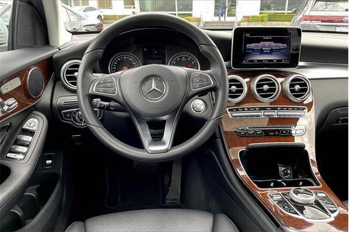 2017 Mercedes-Benz GLC 300 4MATIC Coupe