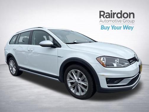 2017 Volkswagen Golf Alltrack TSI SE