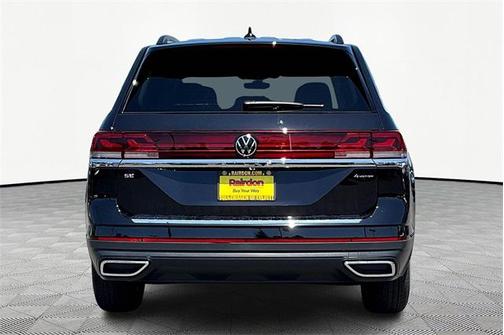2025 Volkswagen Atlas 2.0T SE