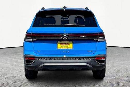 2025 Volkswagen Taos 1.5T SE Black