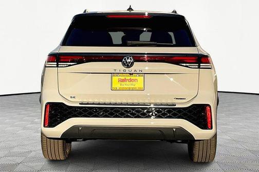 2025 Volkswagen Tiguan 2.0T SE R-Line Black 4MOTION