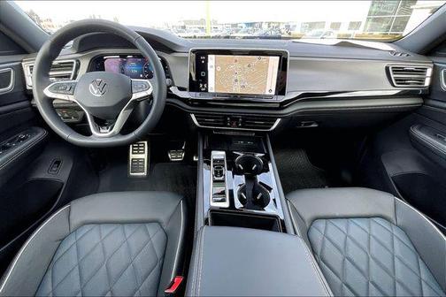 2025 Volkswagen Atlas Cross Sport 2.0T SEL Premium