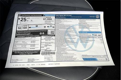 2025 Volkswagen Tiguan 2.0T SEL R-Line 4MOTION