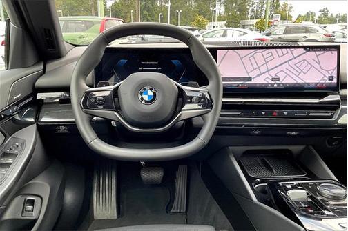 2024 BMW 530 i xDrive