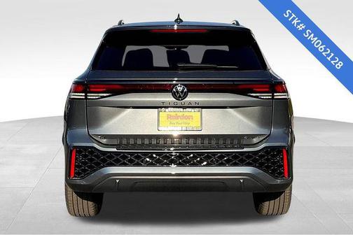 2025 Volkswagen Tiguan 2.0T SE R-Line Black 4MOTION