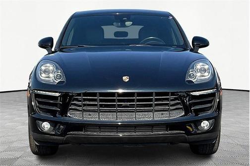 2017 Porsche Macan Base