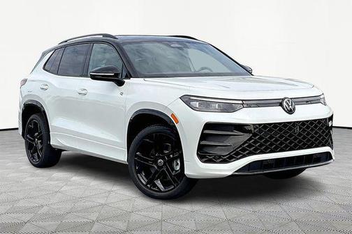 2025 Volkswagen Tiguan 2.0T SE R-Line Black 4MOTION