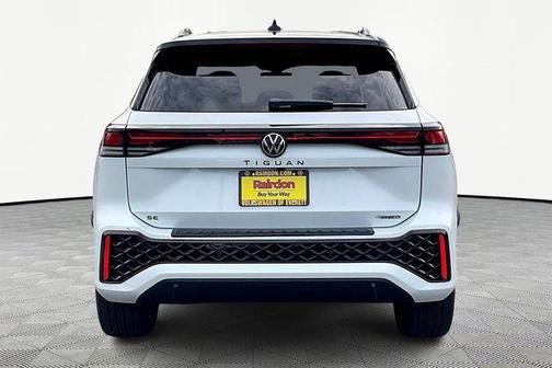2025 Volkswagen Tiguan 2.0T SE R-Line Black 4MOTION