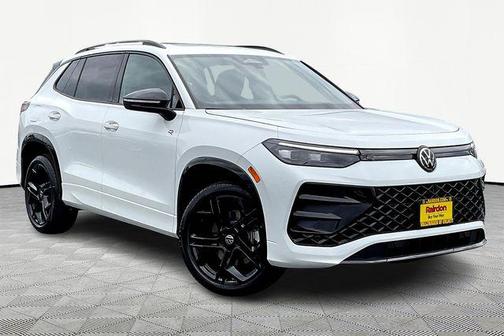 2025 Volkswagen Tiguan 2.0T SE R-Line Black 4MOTION