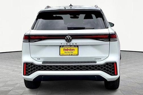 2025 Volkswagen Tiguan 2.0T SE R-Line Black 4MOTION