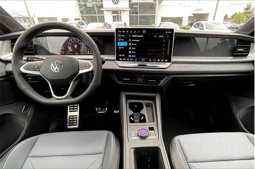 2025 Volkswagen Tiguan 2.0T SE R-Line Black 4MOTION