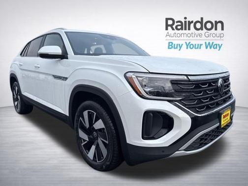 opal white pearl 2026 Volkswagen Atlas Cross Sport 2.0T SE w/Technology 4MOTION