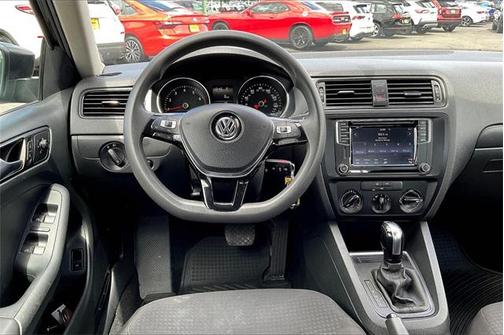 2016 Volkswagen Jetta 1.4T S w/Technology