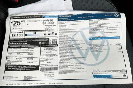 2025 Volkswagen Tiguan 2.0T SE 4MOTION