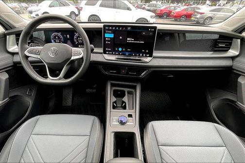 2025 Volkswagen Tiguan 2.0T SE 4MOTION