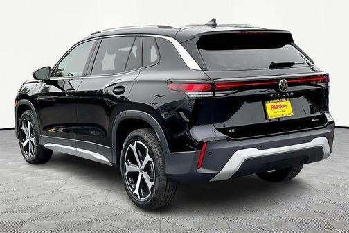 2025 Volkswagen Tiguan 2.0T SE 4MOTION