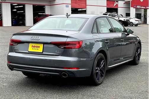2017 Audi A4 Season of Audi Premium