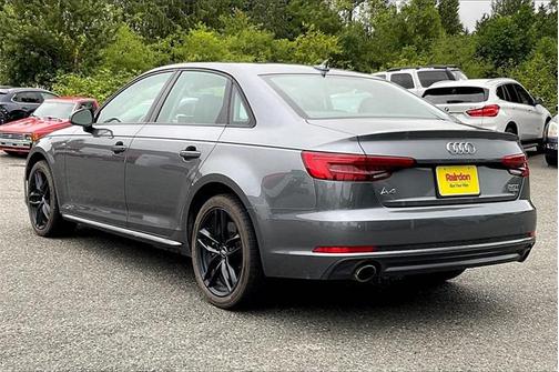 2017 Audi A4 Season of Audi Premium