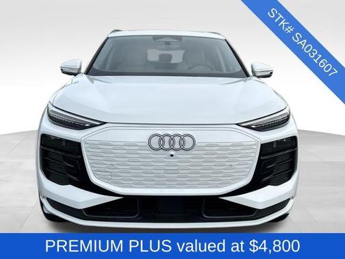 2025 Audi Q6 e-tron Premium Plus quattro