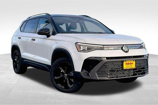 2025 Volkswagen Taos 1.5T SE Black