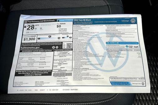 2025 Volkswagen Taos 1.5T SE Black
