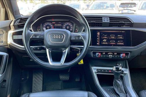 2021 Audi Q3 40 Premium