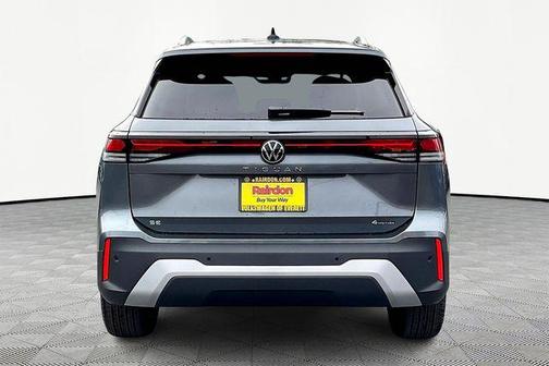 2025 Volkswagen Tiguan 2.0T SE 4MOTION