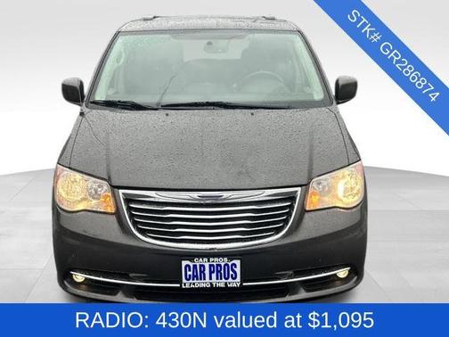 2016 Chrysler Town & Country Touring