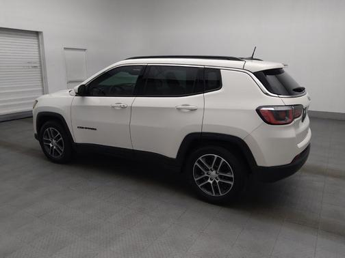 White Clearcoat 2019 Jeep Compass Latitude