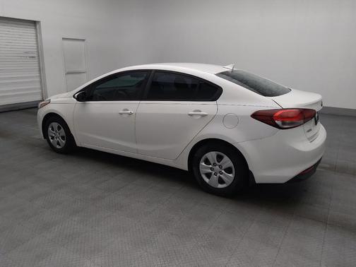 Clear White 2017 Kia Forte LX