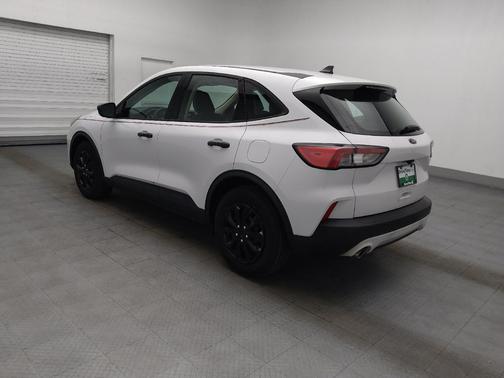 Oxford White 2020 Ford Escape S