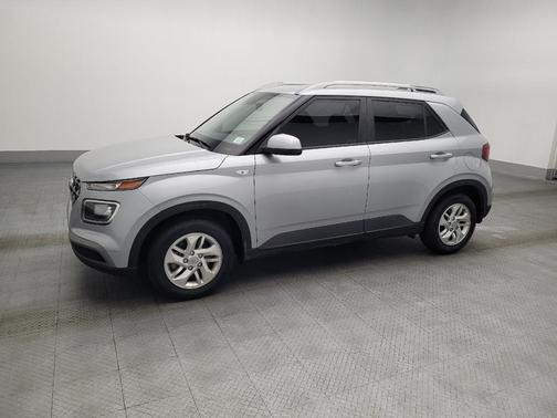 2020 Hyundai VENUE SEL