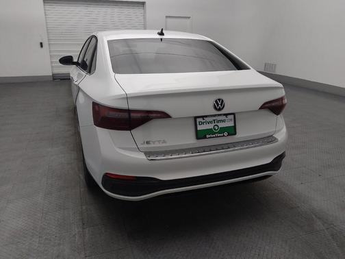 Pure White 2024 Volkswagen Jetta 1.5T S