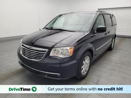 2016 Chrysler Town & Country Touring