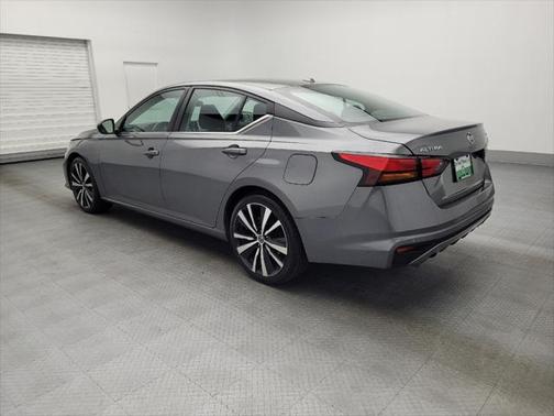 2022 Nissan Altima SR FWD
