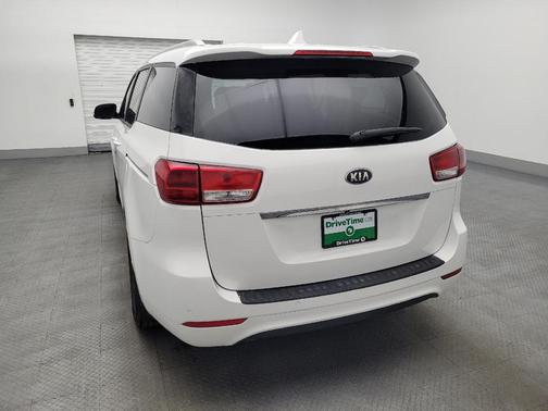 2016 Kia Sedona LX