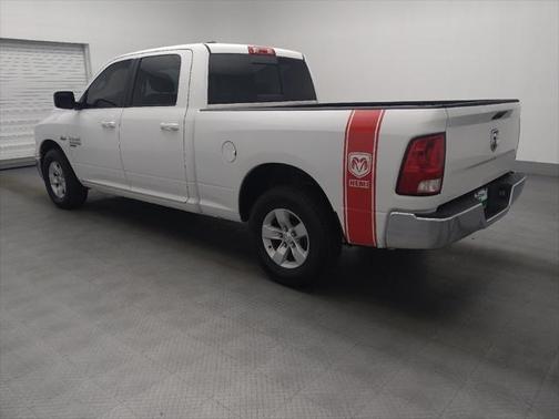 2019 RAM 1500 SLT