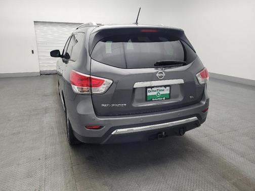 2016 Nissan Pathfinder SL